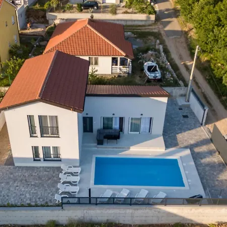 Luksuzna Kuca Za Odmor 